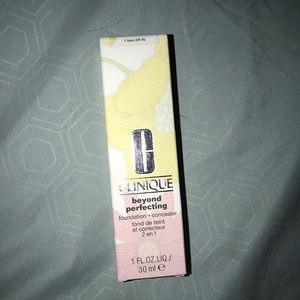 Clinique Beyond Perfecting Foundation